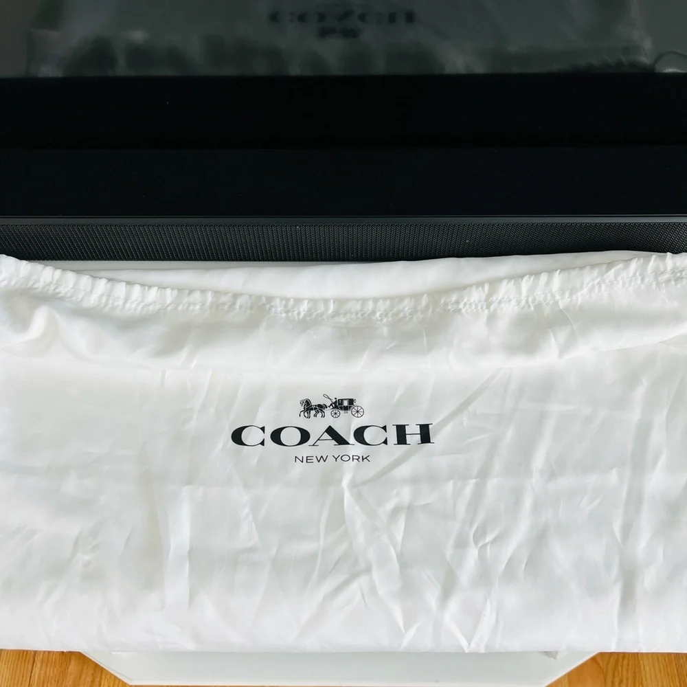 Coach Edie Shoulder Bag 31 With Star Rivets - Picture 16 of 16